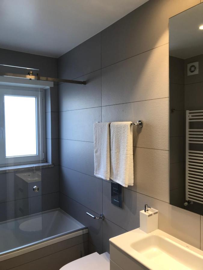 Apartment Lisbon10 *