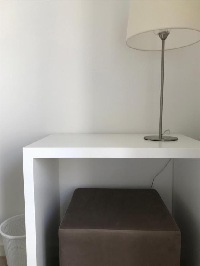 Apartment Lisbon10 *